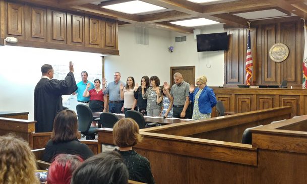 Swearingin1