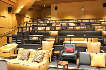 5 Theater seating Maizer