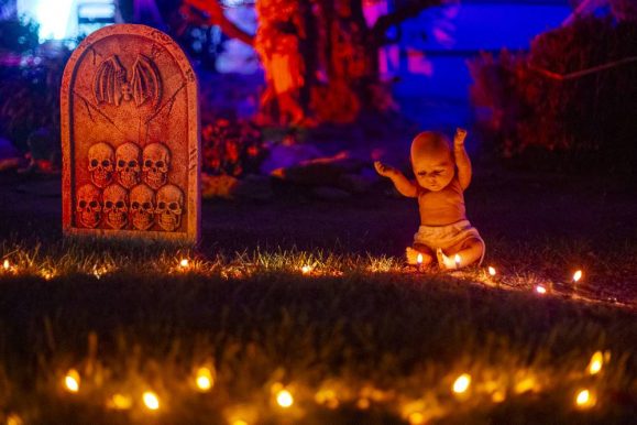Halloween Homes 2024 -10