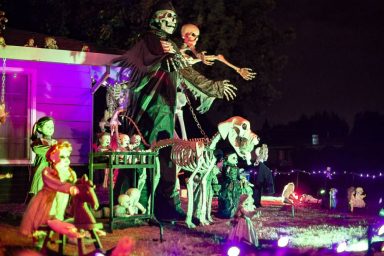 Halloween Homes 2024 -13