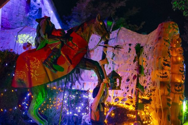 Halloween Homes 2024 -19